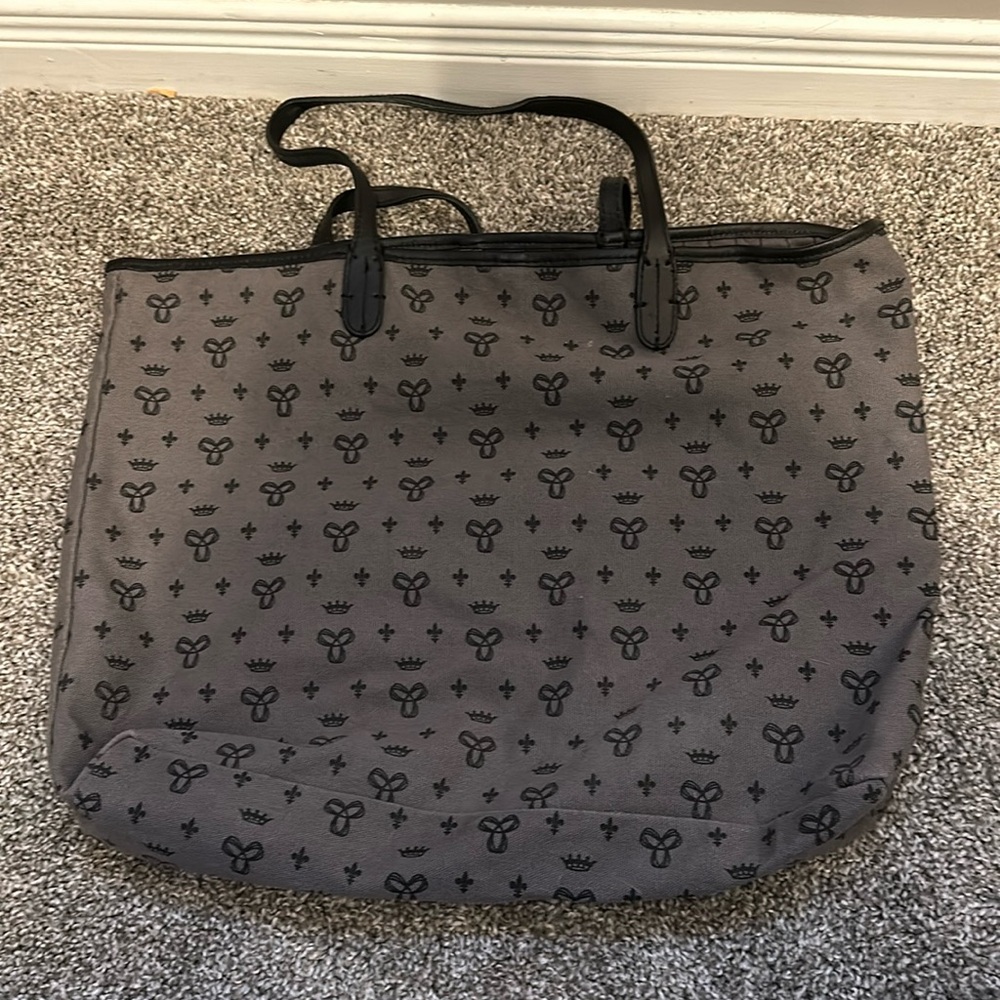 Aritzia TNA tote